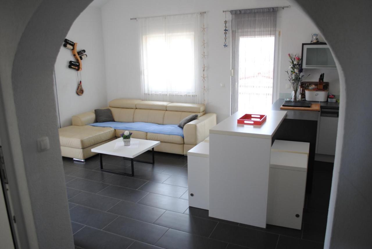 Vidolma Apartment *