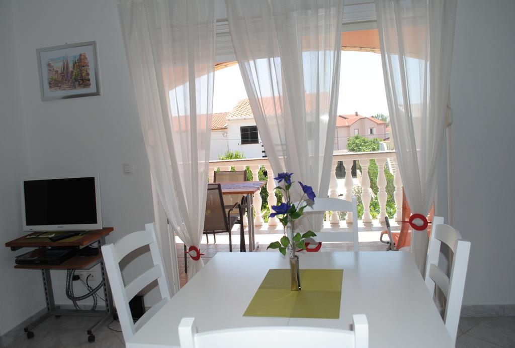 Apartment Vidolma Povljana